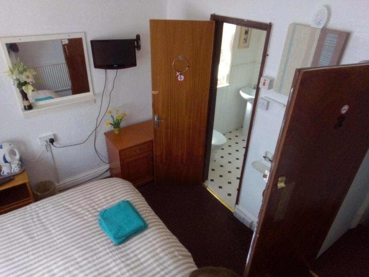 Myroomz Golden Strand Hotel Blackpool Exterior photo