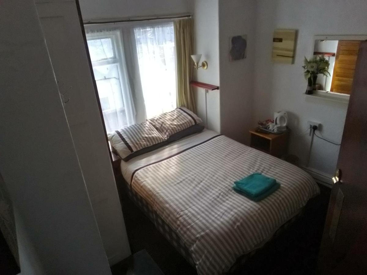Myroomz Golden Strand Hotel Blackpool Exterior photo
