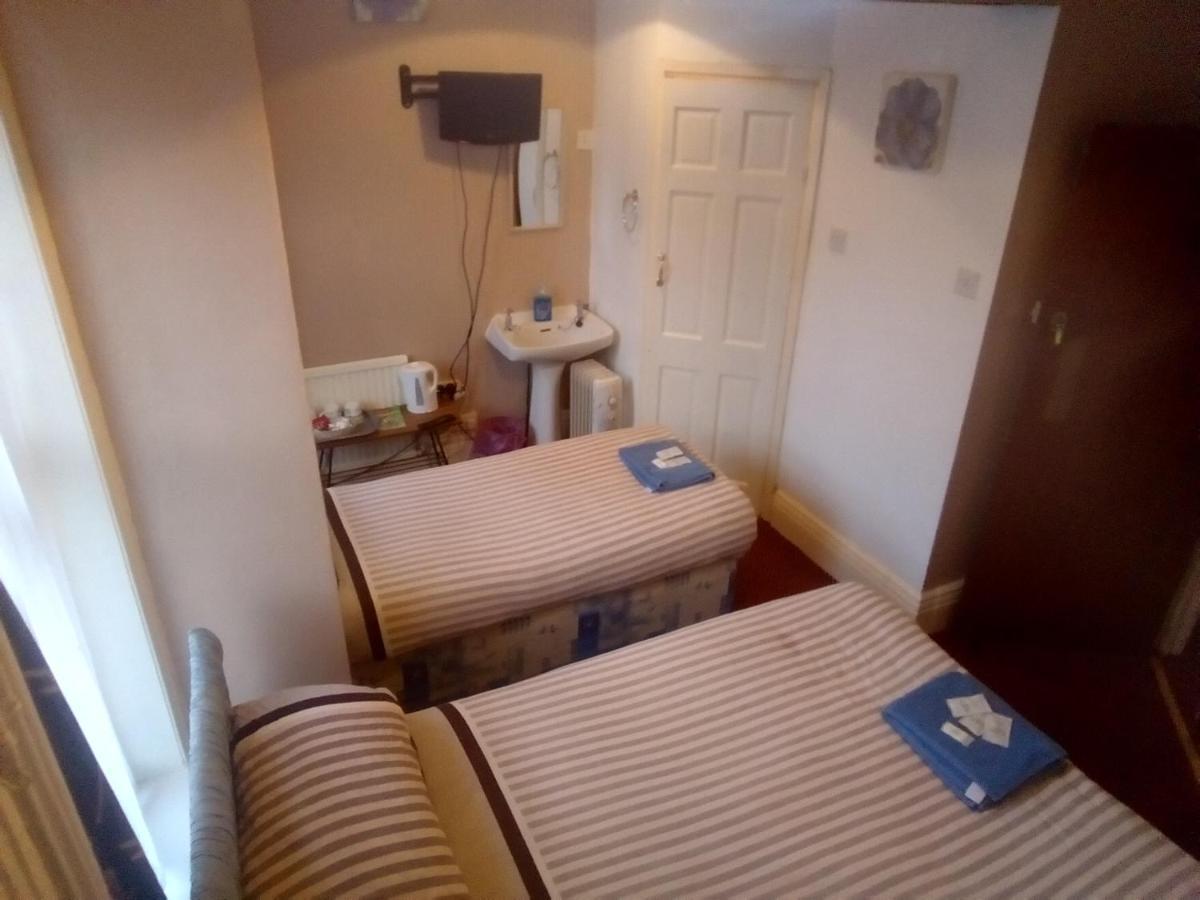 Myroomz Golden Strand Hotel Blackpool Exterior photo