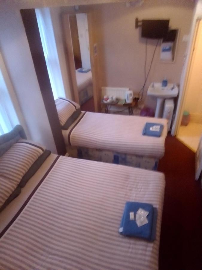 Myroomz Golden Strand Hotel Blackpool Exterior photo